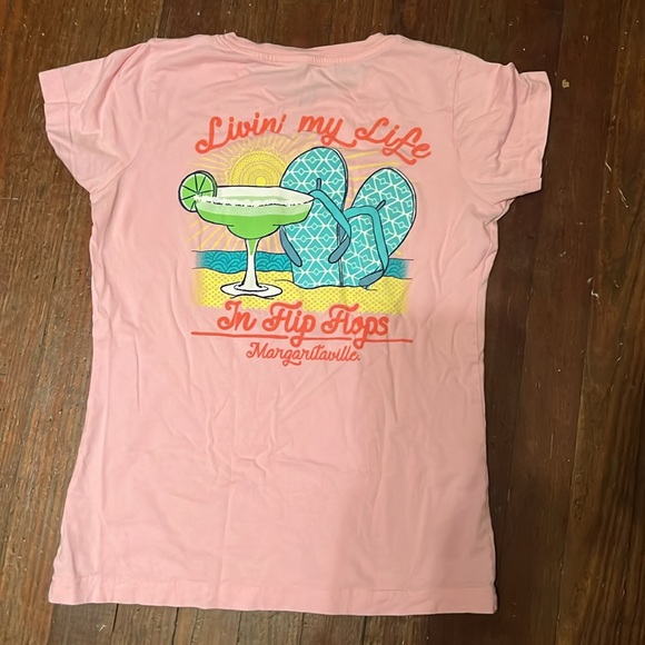 Living my life in flip flops - Picture 3 of 3